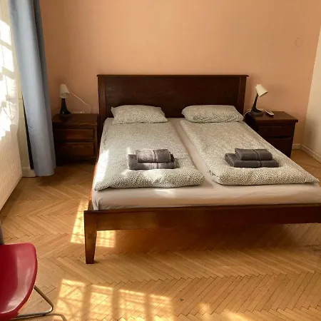 A10 Budapest Center Aparthotel-2